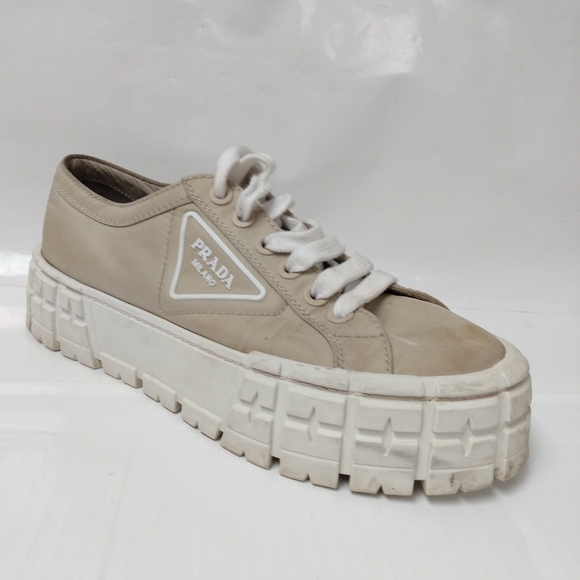 Prada 2022 Double Wheel Nylon Gabardine Sneakers in Desert Beige sz 39.5 - Picture 5 of 16